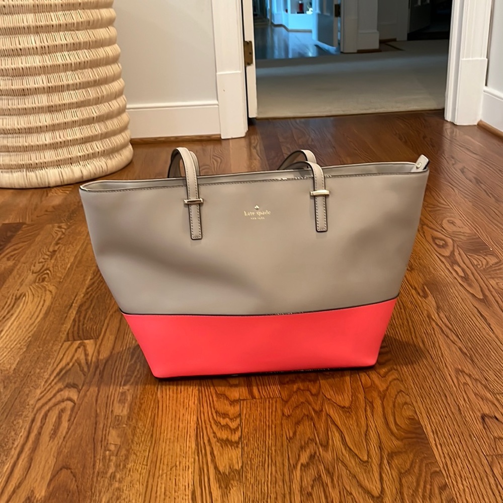 Beautiful Kate Spade Bag